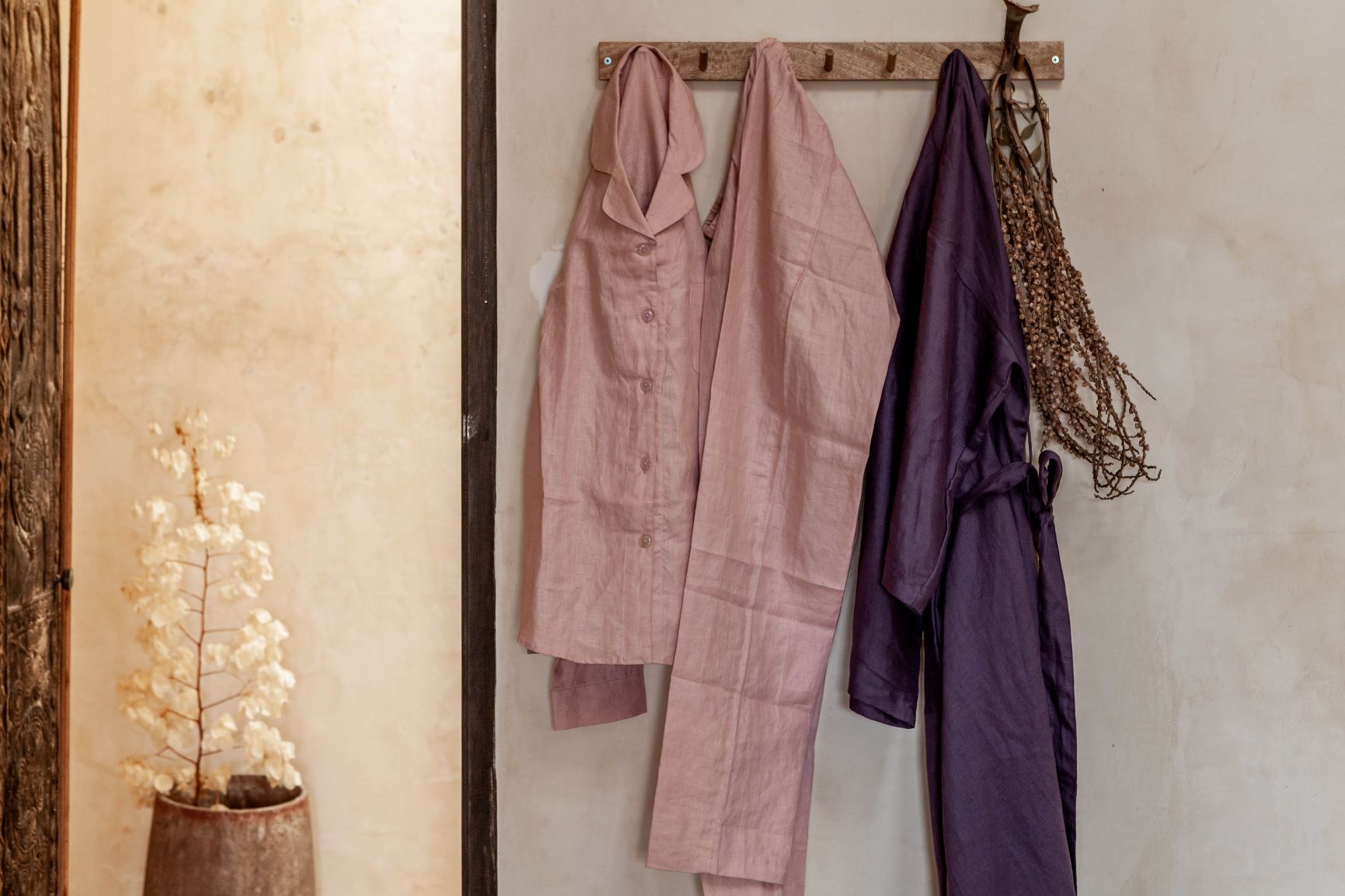"Sleeping Culture" Linen Pajamas for Men / Women - Ecofrenli.com